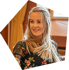 Portrettbilde av Julie Ringstad Larsen